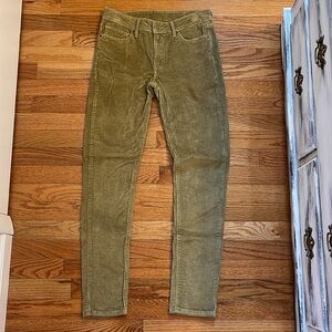 NWOT Levi’s Corduroy Skinny Pants